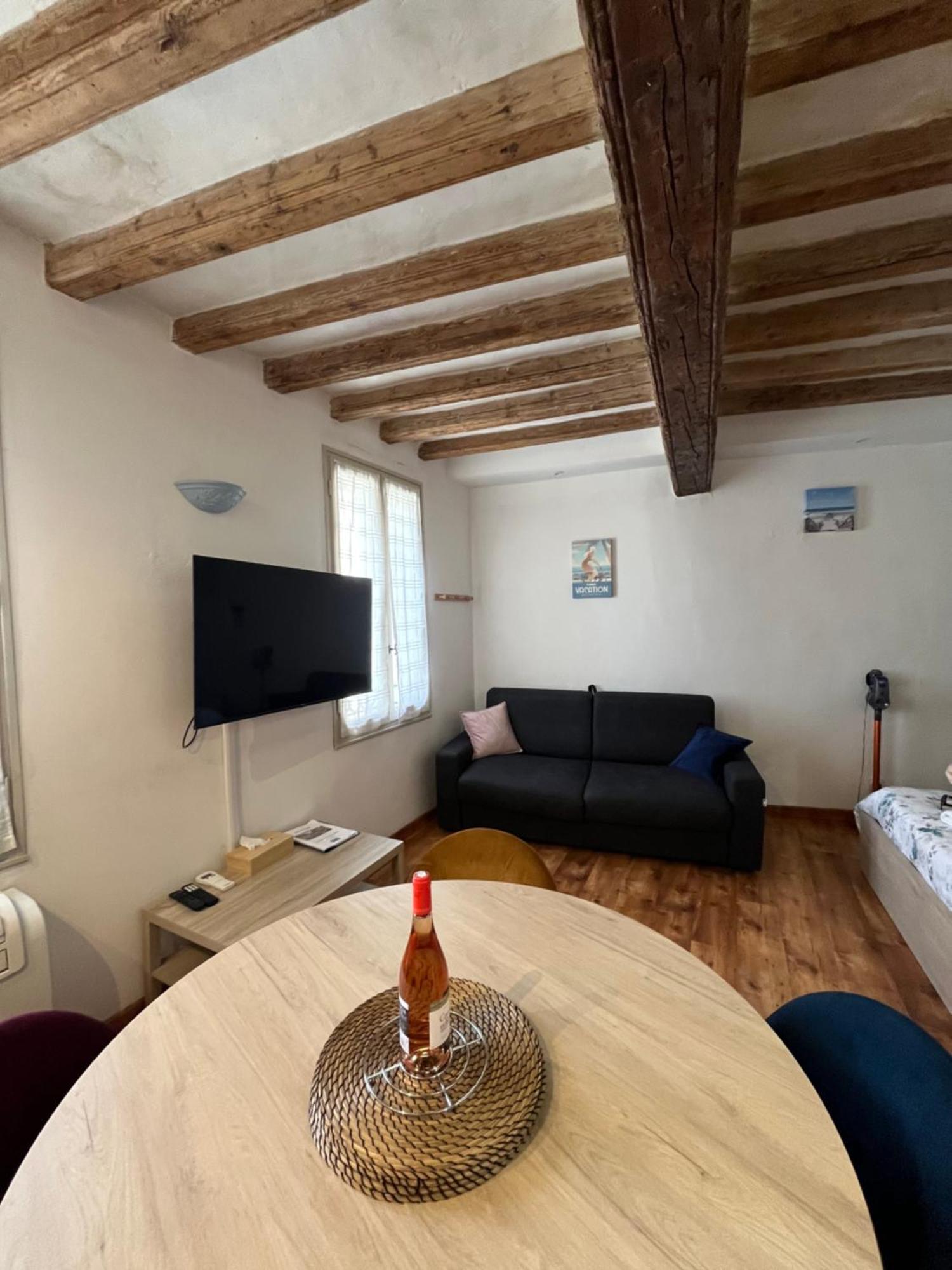 Logement Studio Avec Vue Sur Le Centre Historique Л'Иль-сюр-ла-Сорг Экстерьер фото