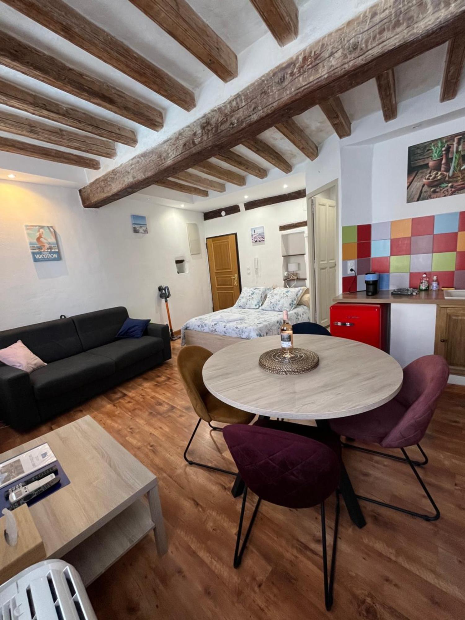 Logement Studio Avec Vue Sur Le Centre Historique Л'Иль-сюр-ла-Сорг Экстерьер фото