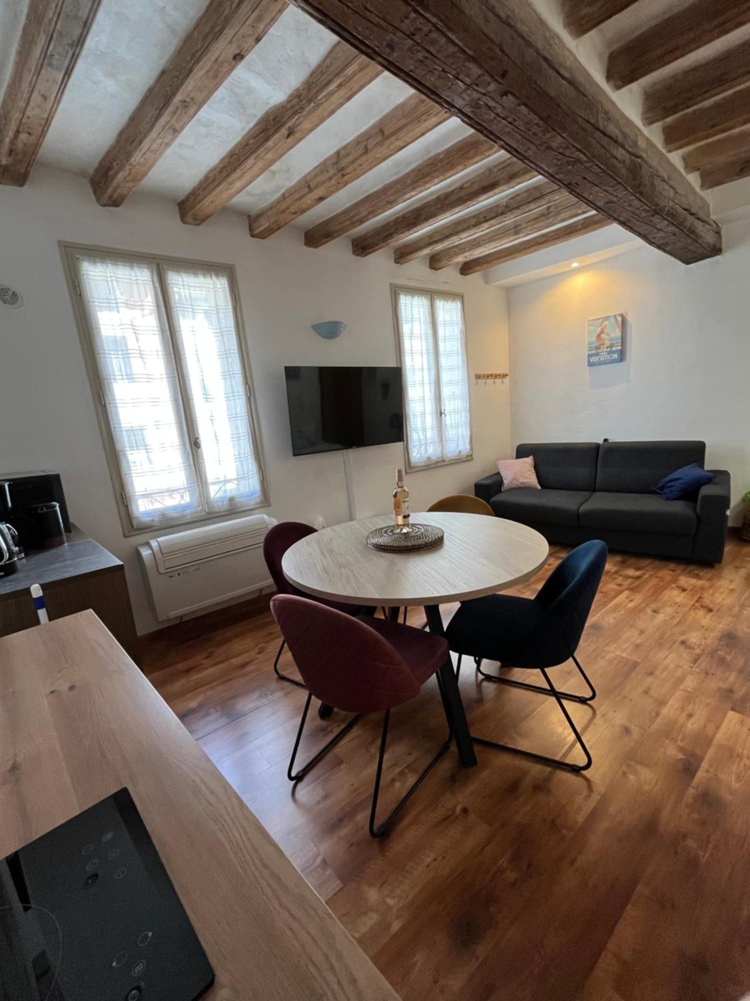 Logement Studio Avec Vue Sur Le Centre Historique Л'Иль-сюр-ла-Сорг Экстерьер фото